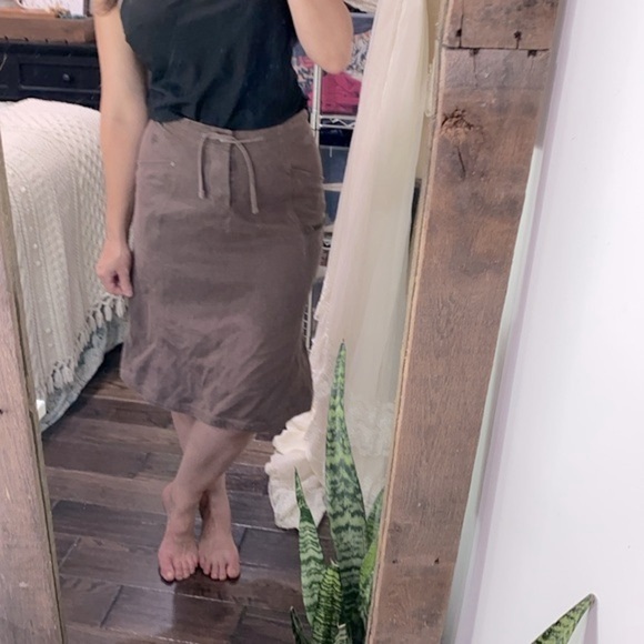 Mountain Hardwear brown skirt size 8 - Picture 2 of 10